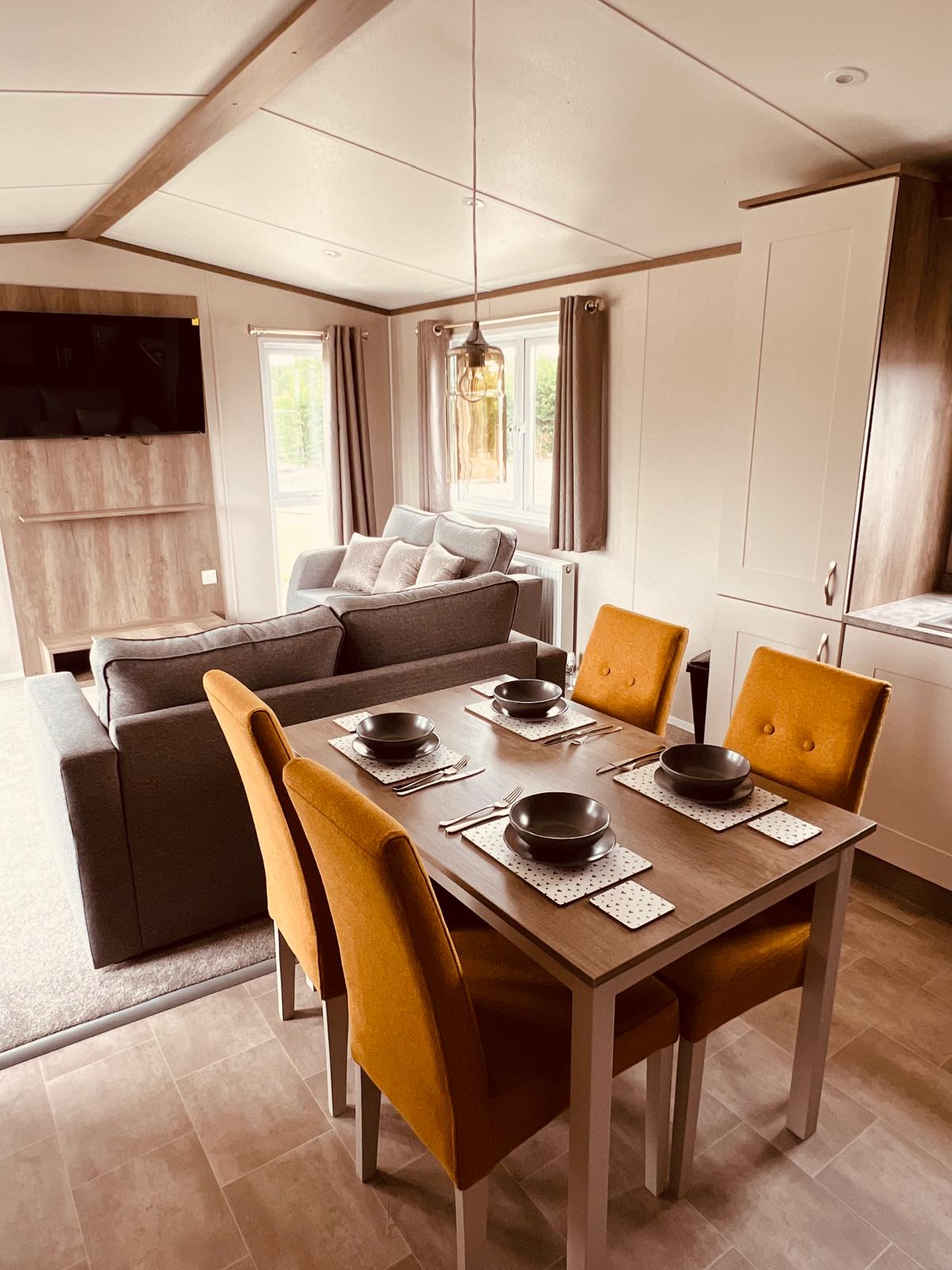 erins lakes and lodges gallery image